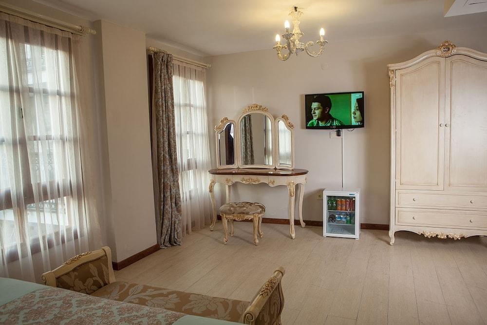 איזמיר La Petra Hotel מראה חיצוני תמונה