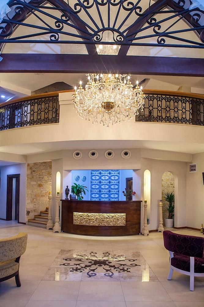 איזמיר La Petra Hotel מראה חיצוני תמונה