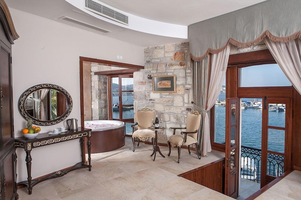 איזמיר La Petra Hotel מראה חיצוני תמונה